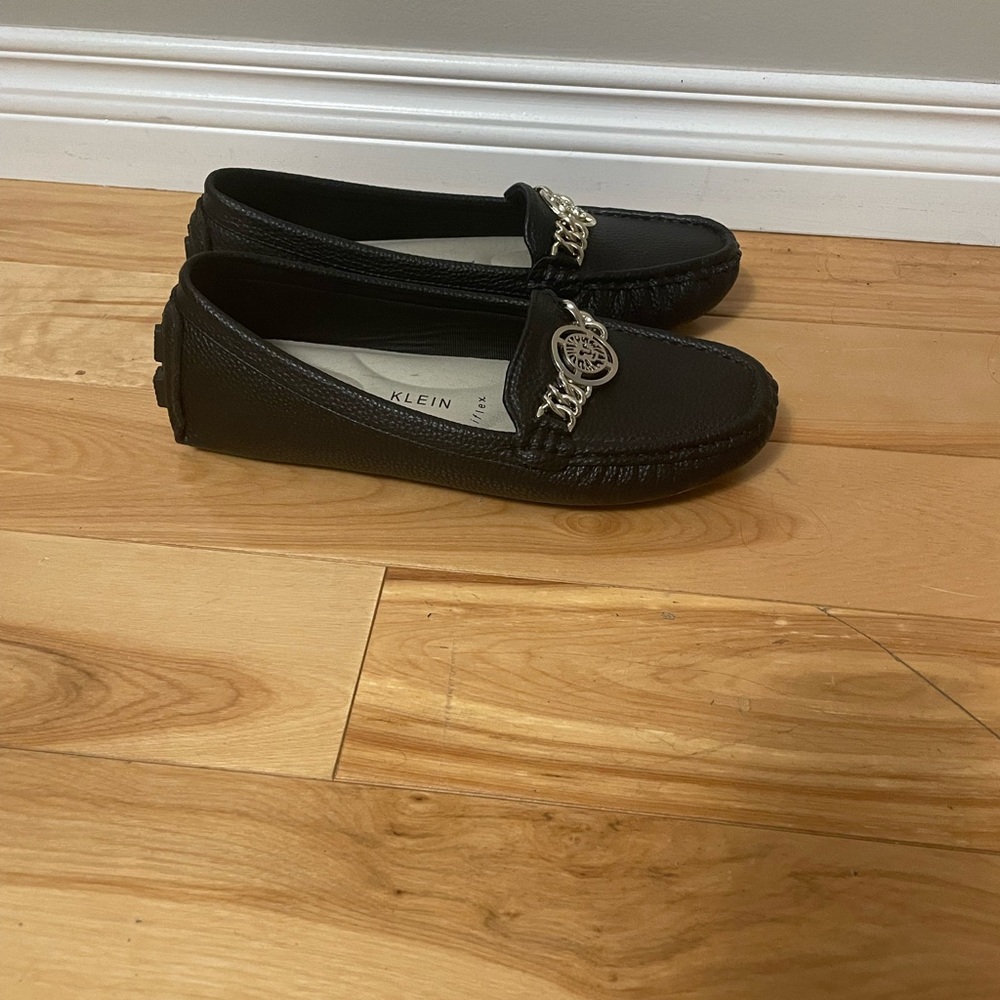 Anne Klein Black Moccasins for Women’s